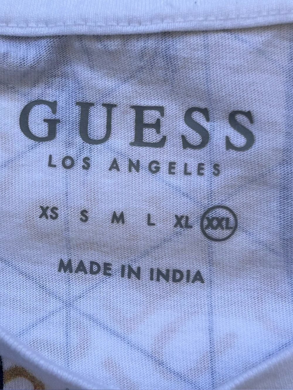 GUESS Los Angeles Men’s Allover Tropical Floral & Skulls Graphic Tee Size XXL - Picture 6 of 9